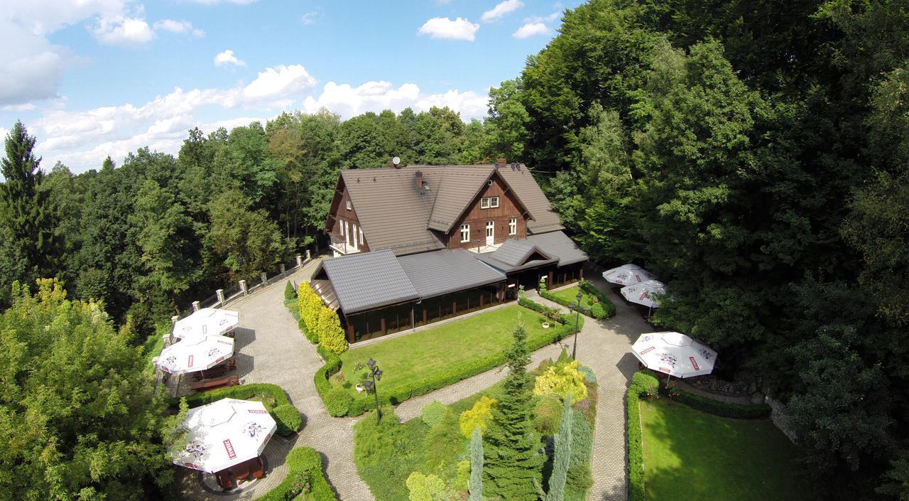 Hotel Dworek Leśniczówka Wodzislaw Slaski Exterior foto
